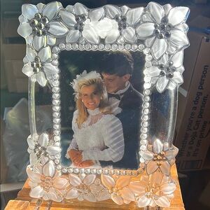 Mikasa Photo Frame 5x7 photo new in box